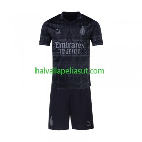 Jalkapallo Pelipaidat/Peliasut AC Milan Lasten Neljäspaita Musta 2023-2024 Lyhythihainen